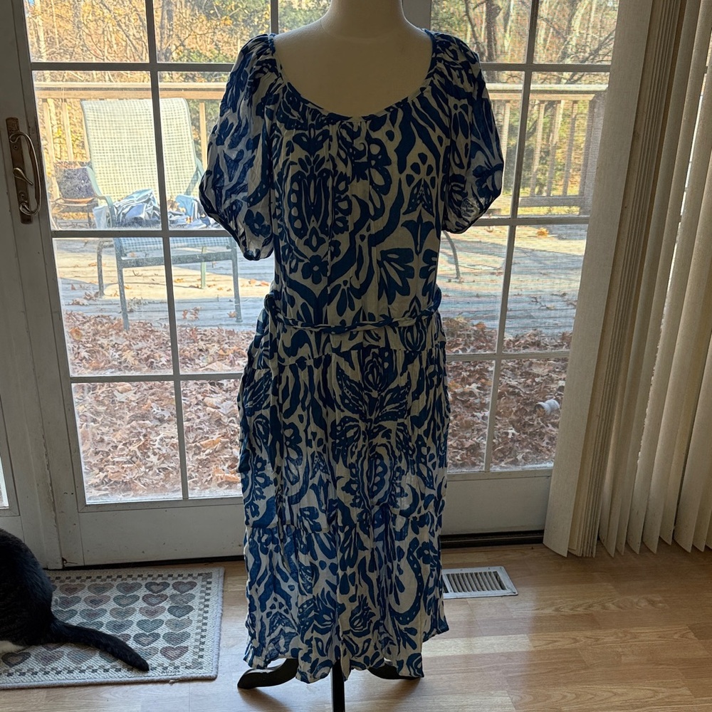 Velvet Togs Madilyn Blue and White Patterned Midi Dress